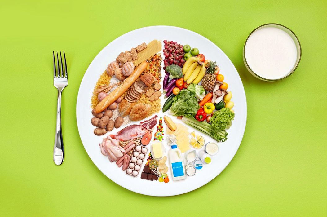 Plato equilibrado con verduras y proteínas